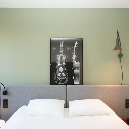 Отель Ibis Reims Тинкё Экстерьер фото