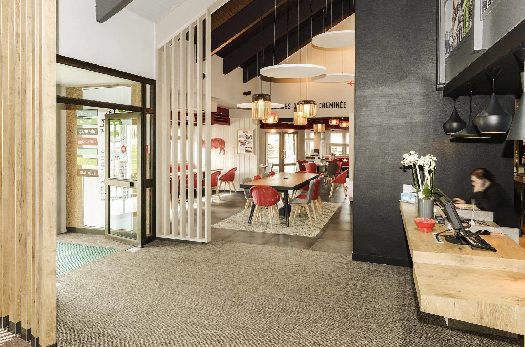 Отель Ibis Reims Тинкё Экстерьер фото