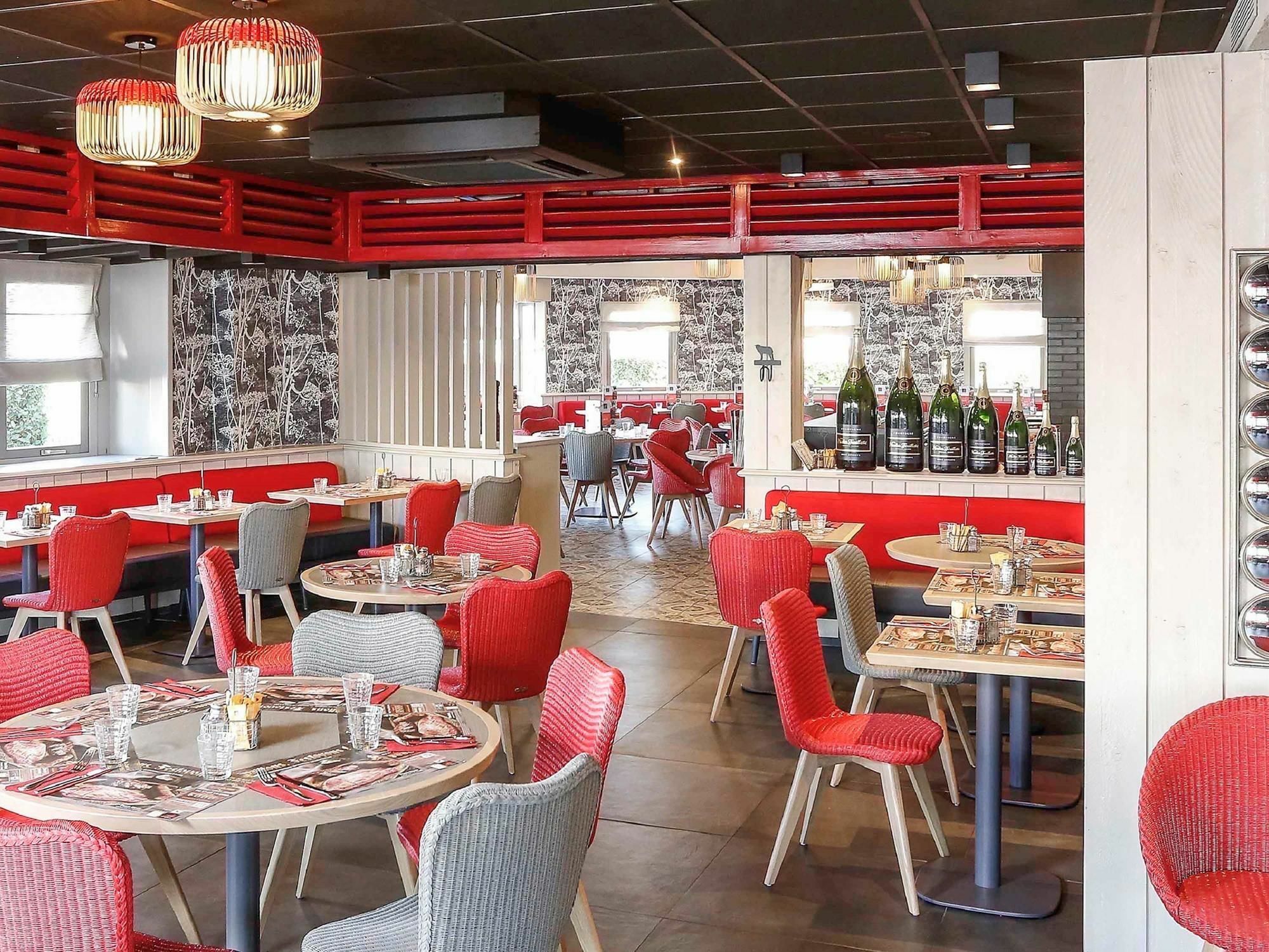 Отель Ibis Reims Тинкё Экстерьер фото